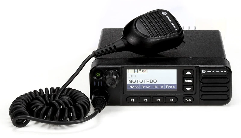 Motorola DM4601e mobile radio with display and microphone